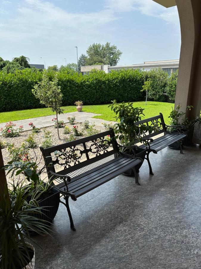 Villa 2 Cassano dʼAdda Eksteriør billede